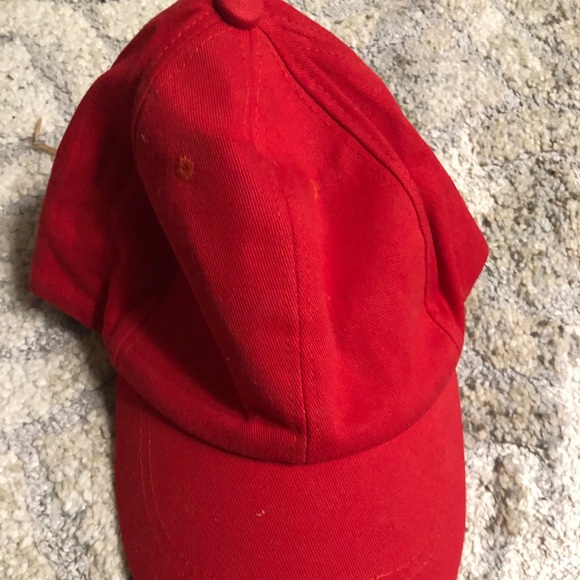 😍😍Plain red trucker hat - Picture 2 of 3